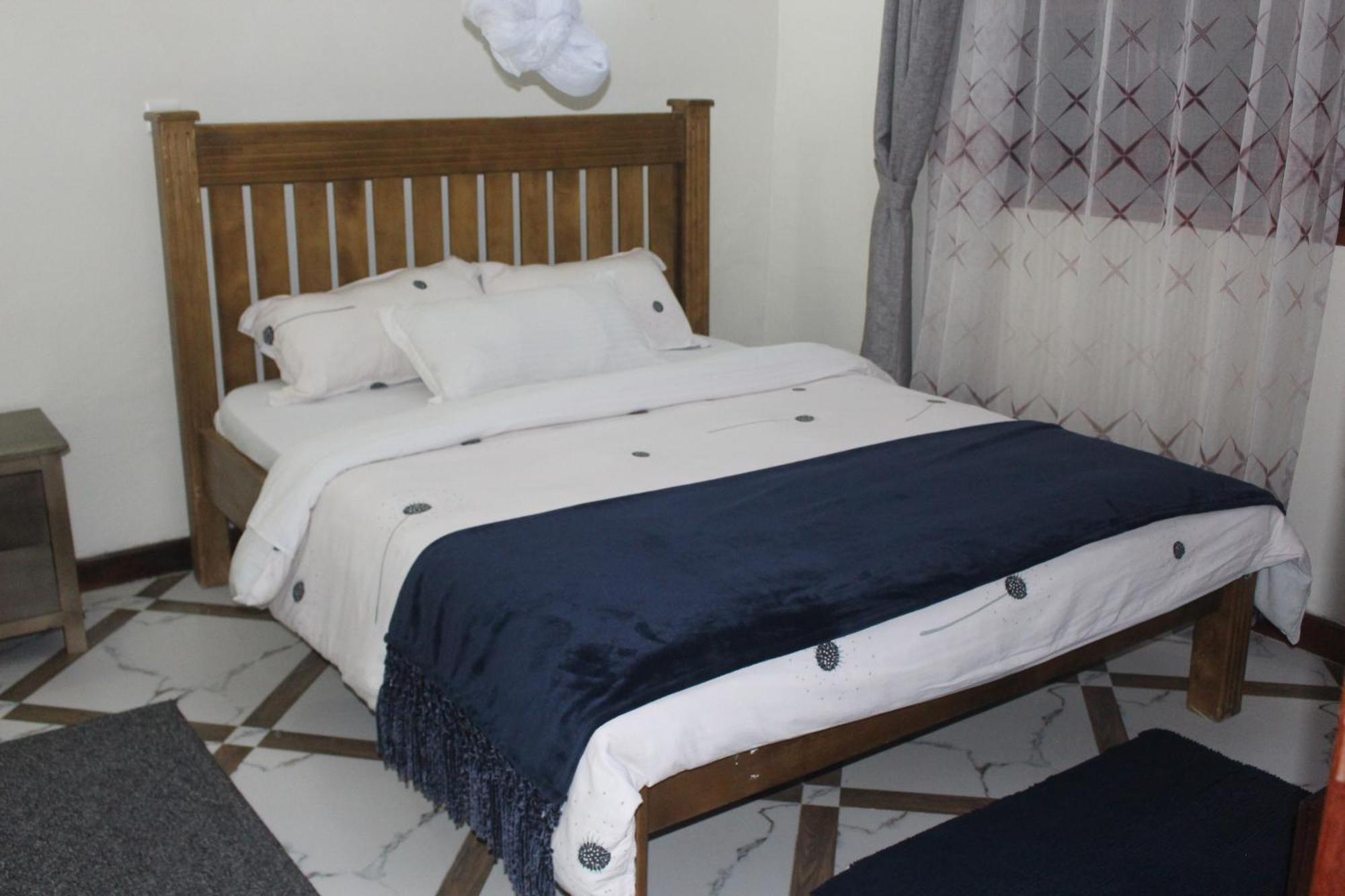 Montane Safaris Hotel 포트포털 외부 사진
