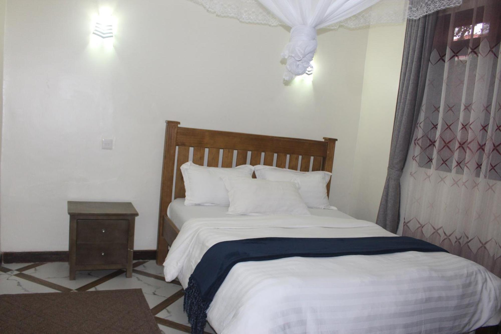Montane Safaris Hotel 포트포털 외부 사진